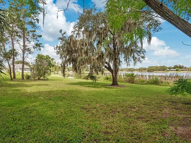 8142 Chianti Dr — Photo 44