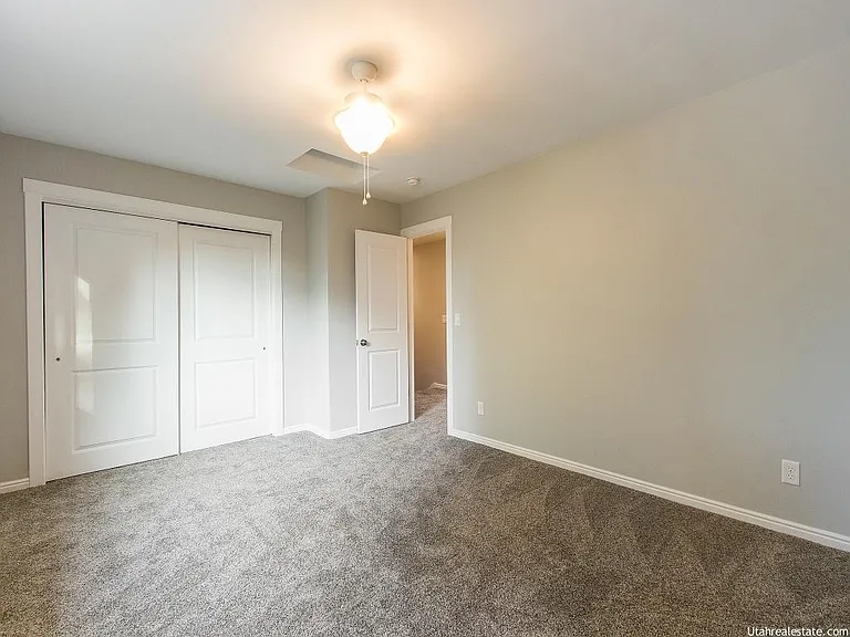 363 E Harrison Ave — Photo 13
