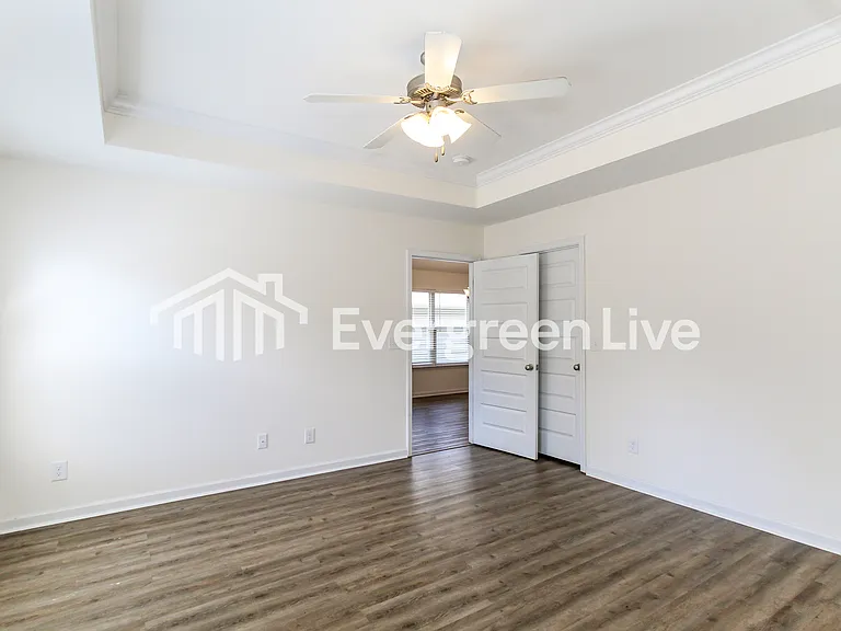 4834 Cove Ln — Photo 9