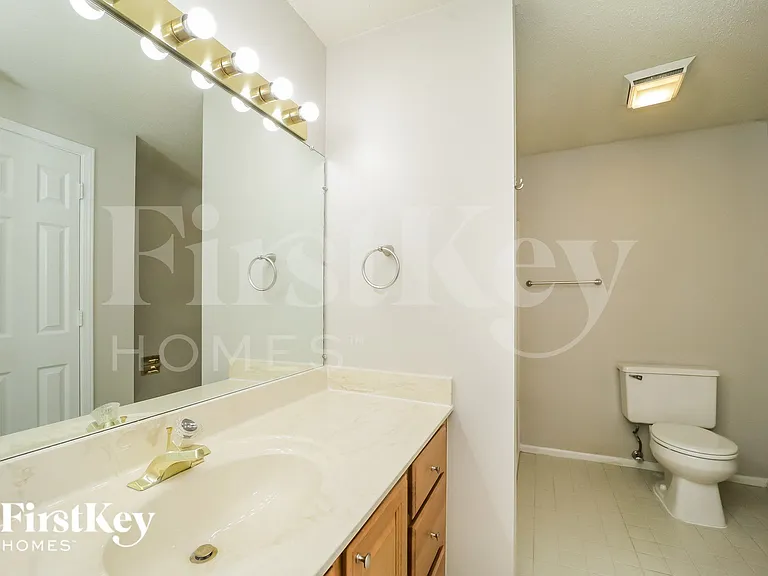 1303 Wakefield Pl — Photo 13
