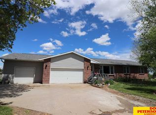 2620 Raindance Trl, Fremont, NE 68025