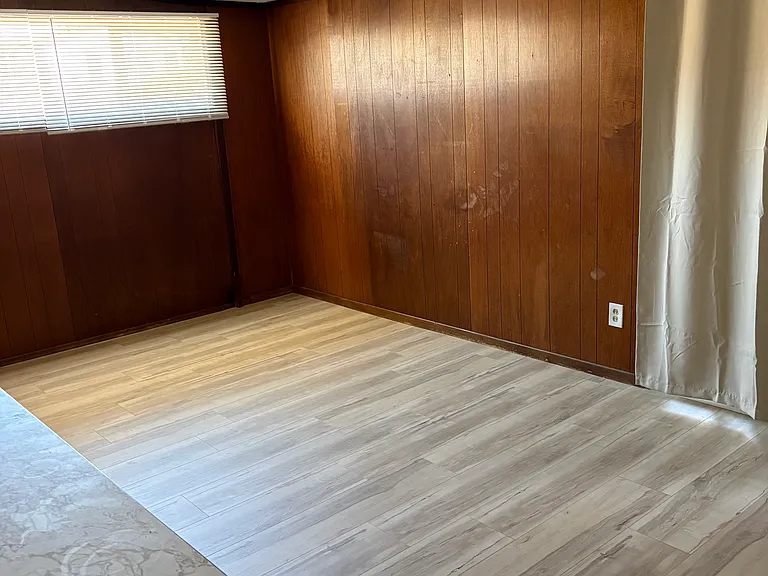 817 Delaware St — Photo 10