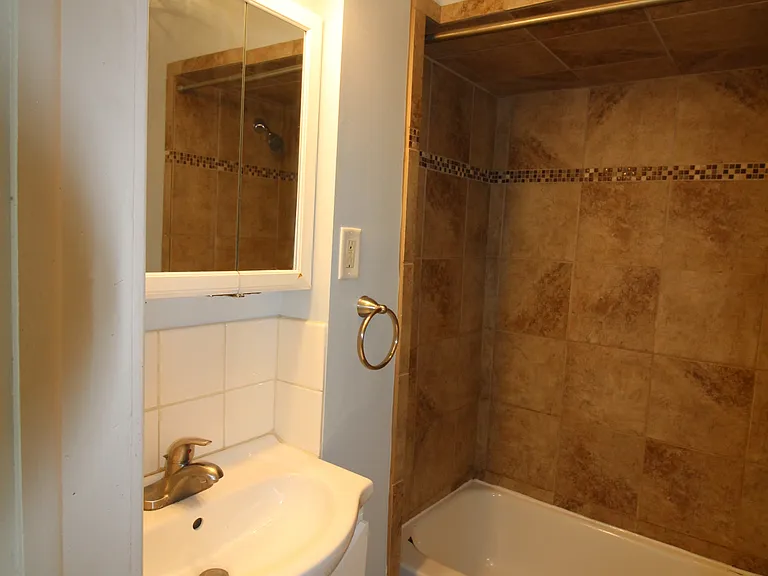 948 Park St SW #2 — Photo 13