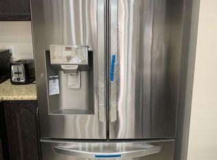 5 Almond St, Brampton, ON L6P 3W2