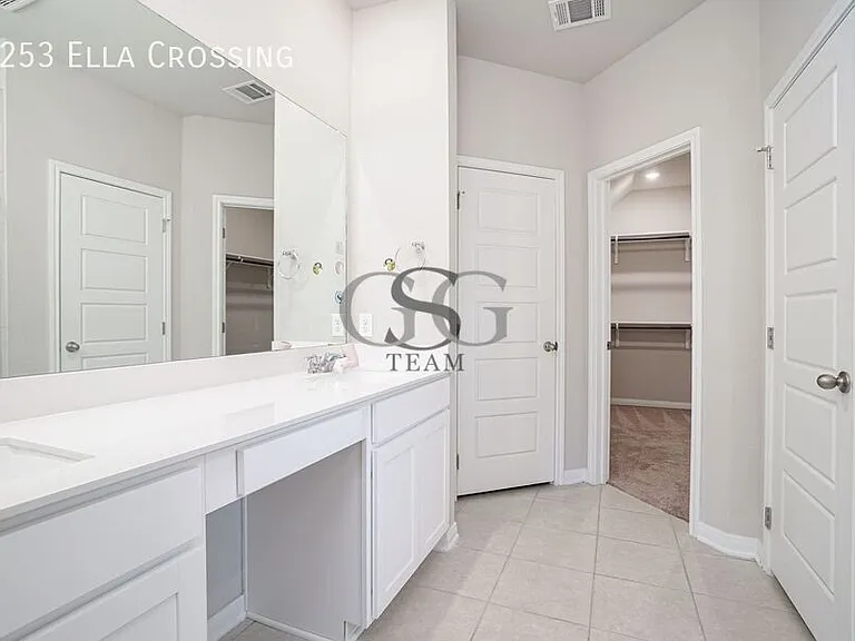 1253 Ella Xing — Photo 13