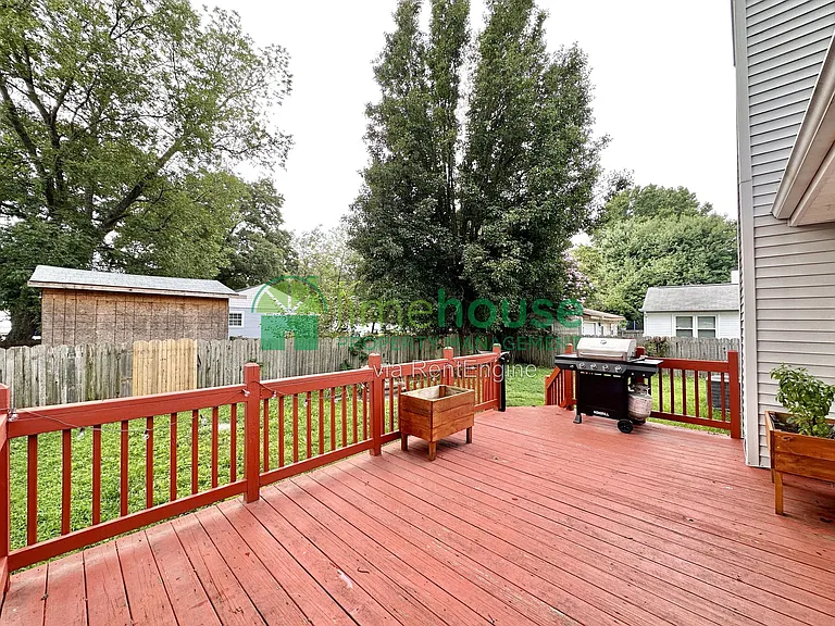 5 Baywood Ln — Photo 18