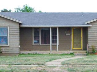 107 16th St, Levelland, TX 79336