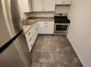 2822 Kingman Blvd #1, Des Moines, IA 50311