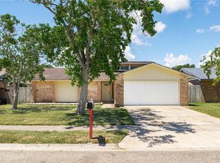 7449 Piper Dr, Corpus Christi, TX 78412