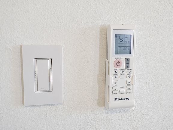 Livingroom Lights Dimmer and HVAC Remote