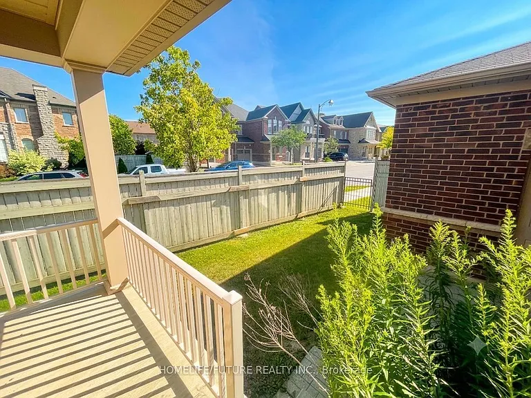 132 William Berczy Blvd — Photo 18