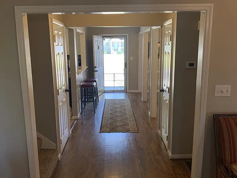 5319 Whisperwood Dr — Photo 8