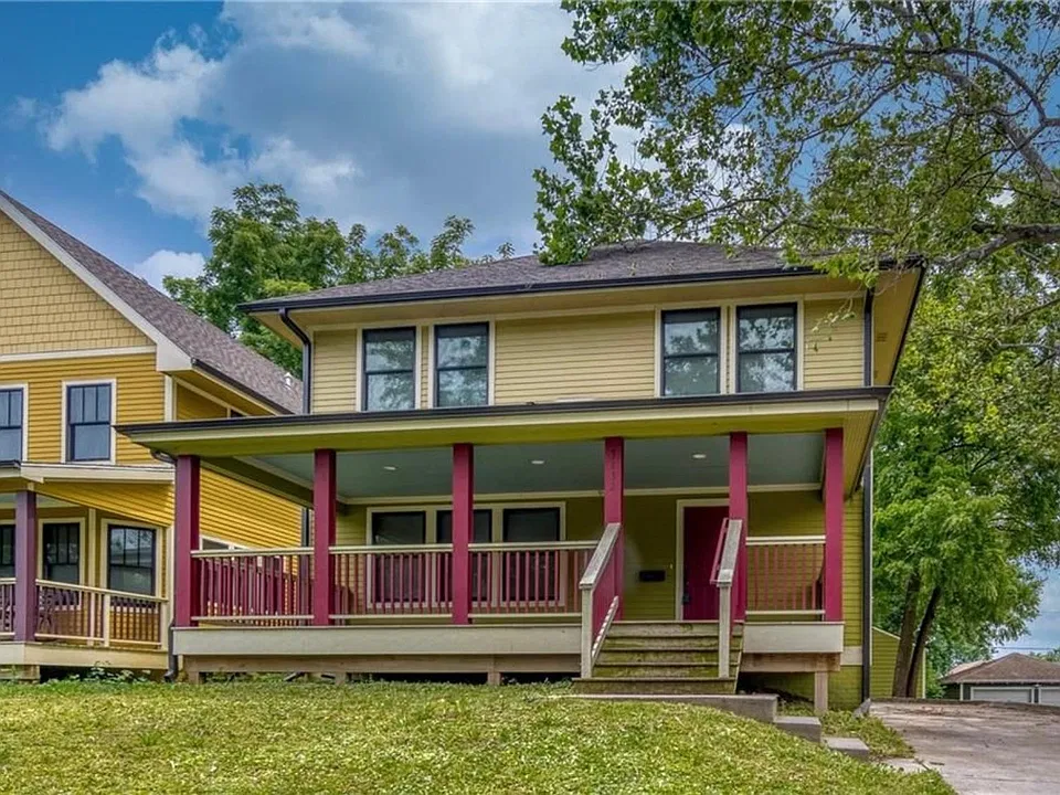 3132 Kingman Blvd