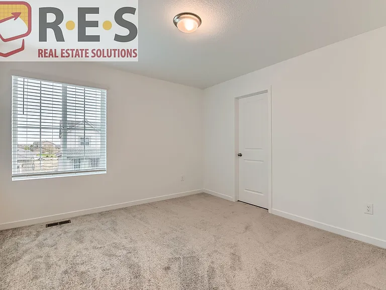 4858 Astor Pl — Photo 20