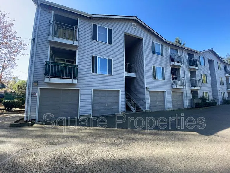 7041 S 116th Pl #206 — Photo 9