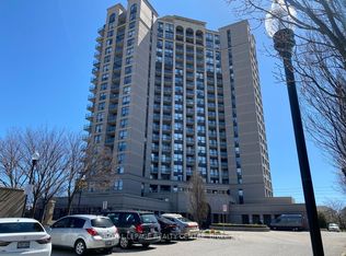 220 Forum Dr #1511, Mississauga, ON L4Z 4K1