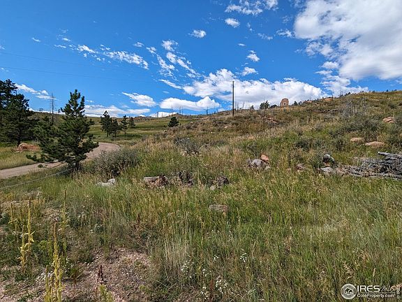 5th image of 1737 Eiger Rd