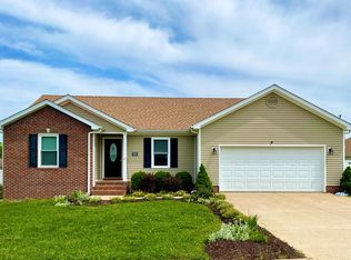 938 Wing Tip Cir, Hopkinsville, KY 42240