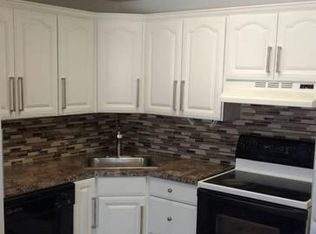 139 Meeting House Rd, Chicopee, MA 01013