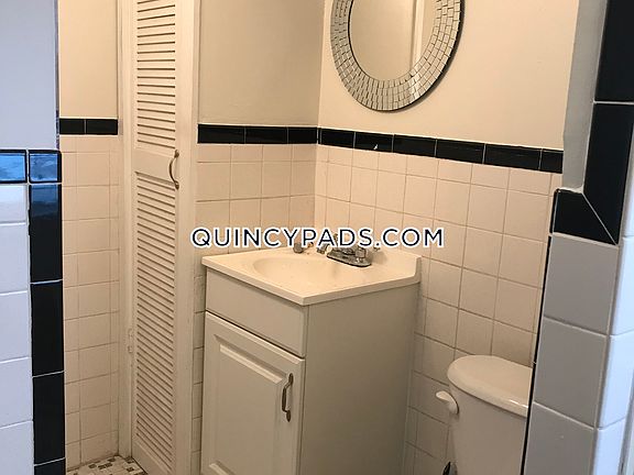 2nd image of 160 Granite St #2