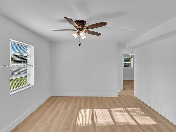4th image of 1155 NW 9th Ave