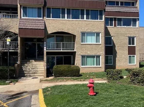 448 Girard St #328, Gaithersburg, MD 20877