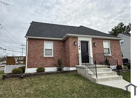 1144 York Rd — Photo 2