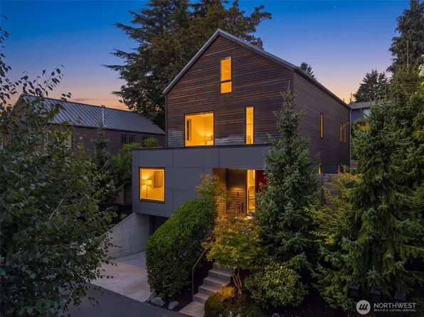 6015 53rd Avenue NE, Seattle, WA 98115