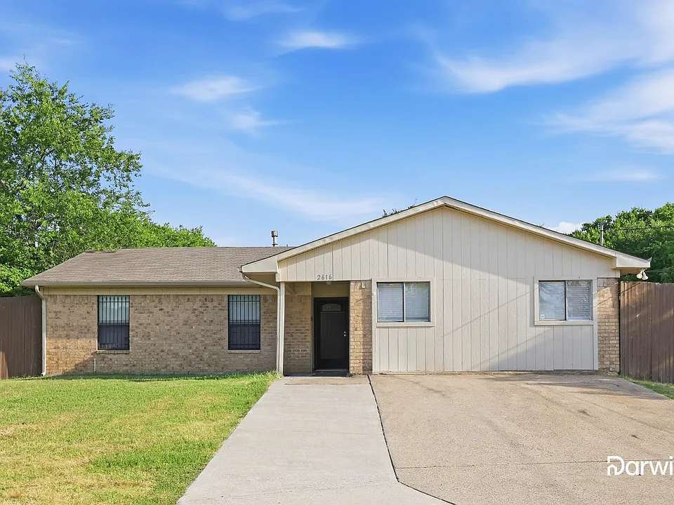 2616 Alamain Dr