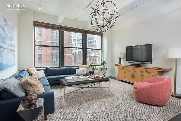 Rented by Sotheby's International Realty | media 25