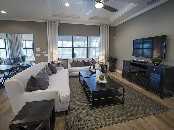 Flow through living space with optional coffered ceiling
