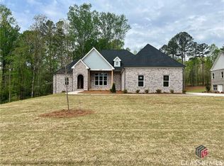 2858 Lily Ln, Statham, GA 30666