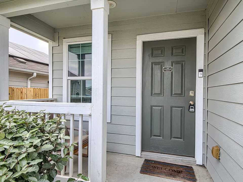 14014 Homestead Way