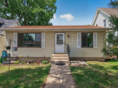 1631 Woodbridge St, Saint Paul, MN, 55117