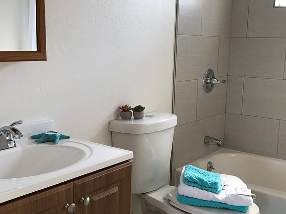 2nd image of 205 Burnham Ct APT A