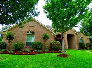 205 Hunters Run, Woodway, TX 76712