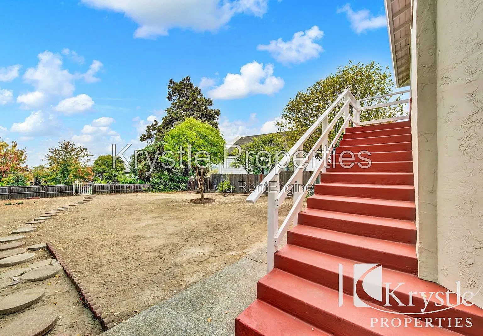 1 bed, 1.0 bath, 650 sqft, $1,550 — Photo 2