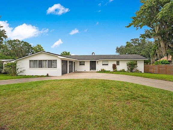 2nd image of 5725 Padgett Cir