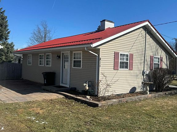 2nd image of 811 Mayflower Ave
