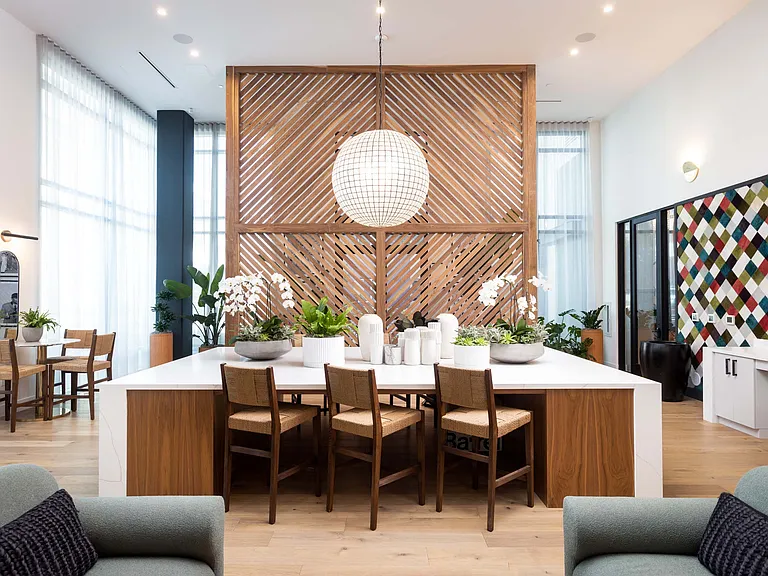 Alexan Noho West — Photo 110
