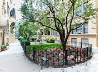 722 W Sheridan Rd APT 1S, Chicago, IL 60613