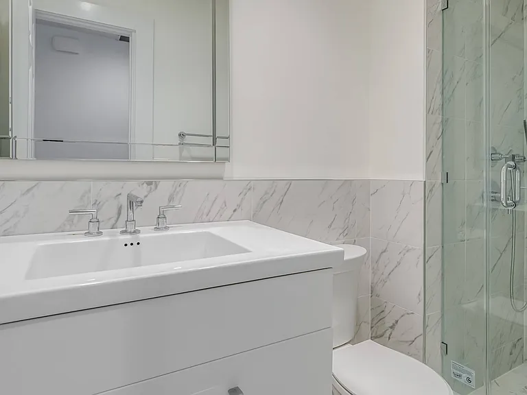 570 Hampton Rd #28 — Photo 11