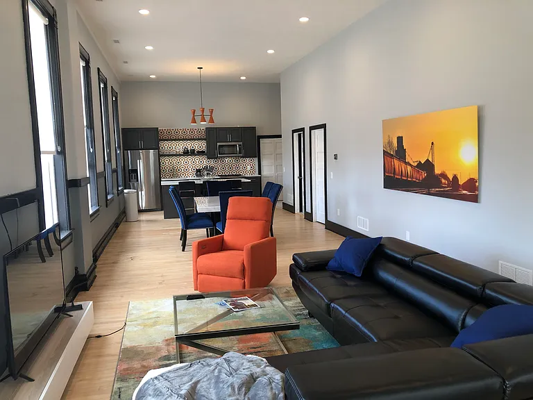 115 NW 3rd St #B — Photo 7