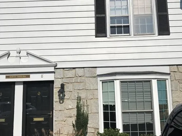 136 Peachtree Memorial Dr NW #2-8, Atlanta, GA 30309