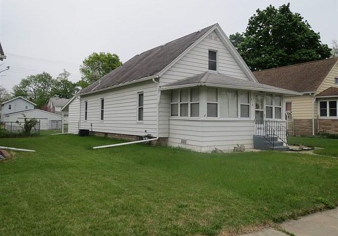 1st image of 818 S 29th St