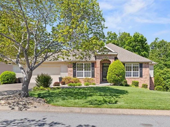 63 Highland Pkwy, Bella Vista, AR 72715