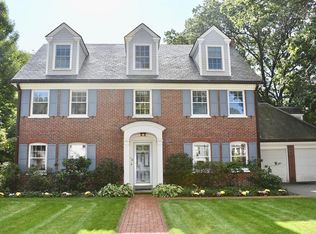 49 Fiske Rd, Wellesley, MA 02481