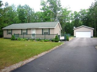 15918 Ponderosa Cir, Presque Isle, MI
