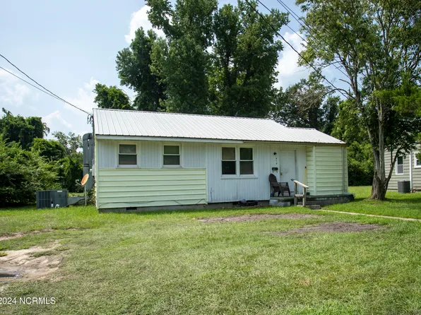 419 New River Drive, Jacksonville, NC 28540