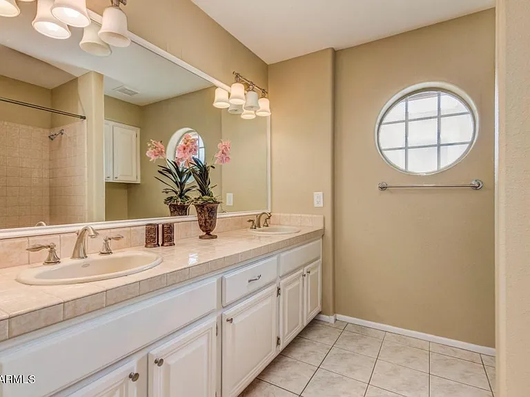 6356 W Lone Cactus Dr — Photo 7